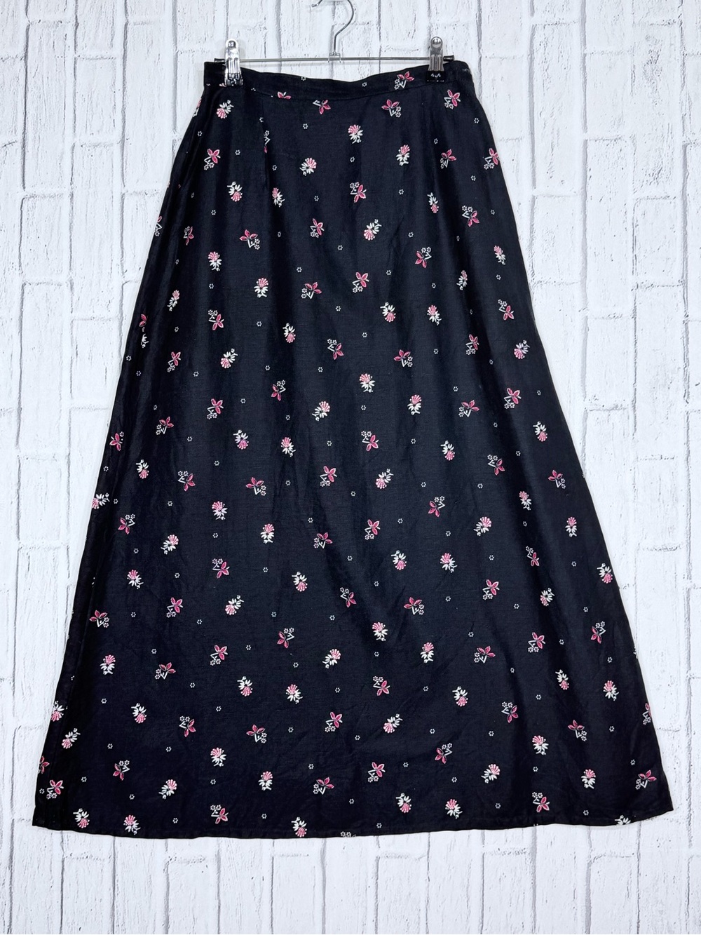🌸 Crazy Horse Black Floral Linen Blend Maxi Skirt Size S